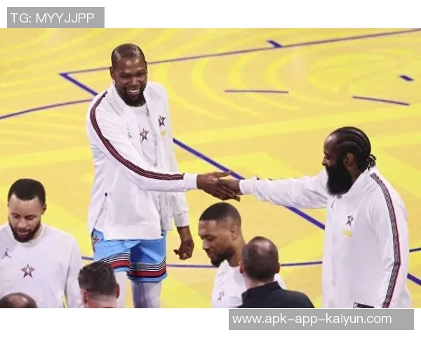 稳定与激情的较量杜兰特与哈登的得分风格大不同